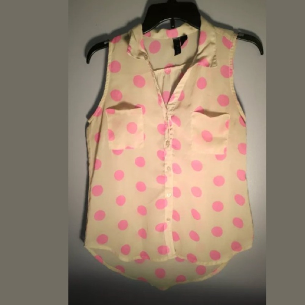 Fun & Flirt Tank Top Medium Tan Pink button up